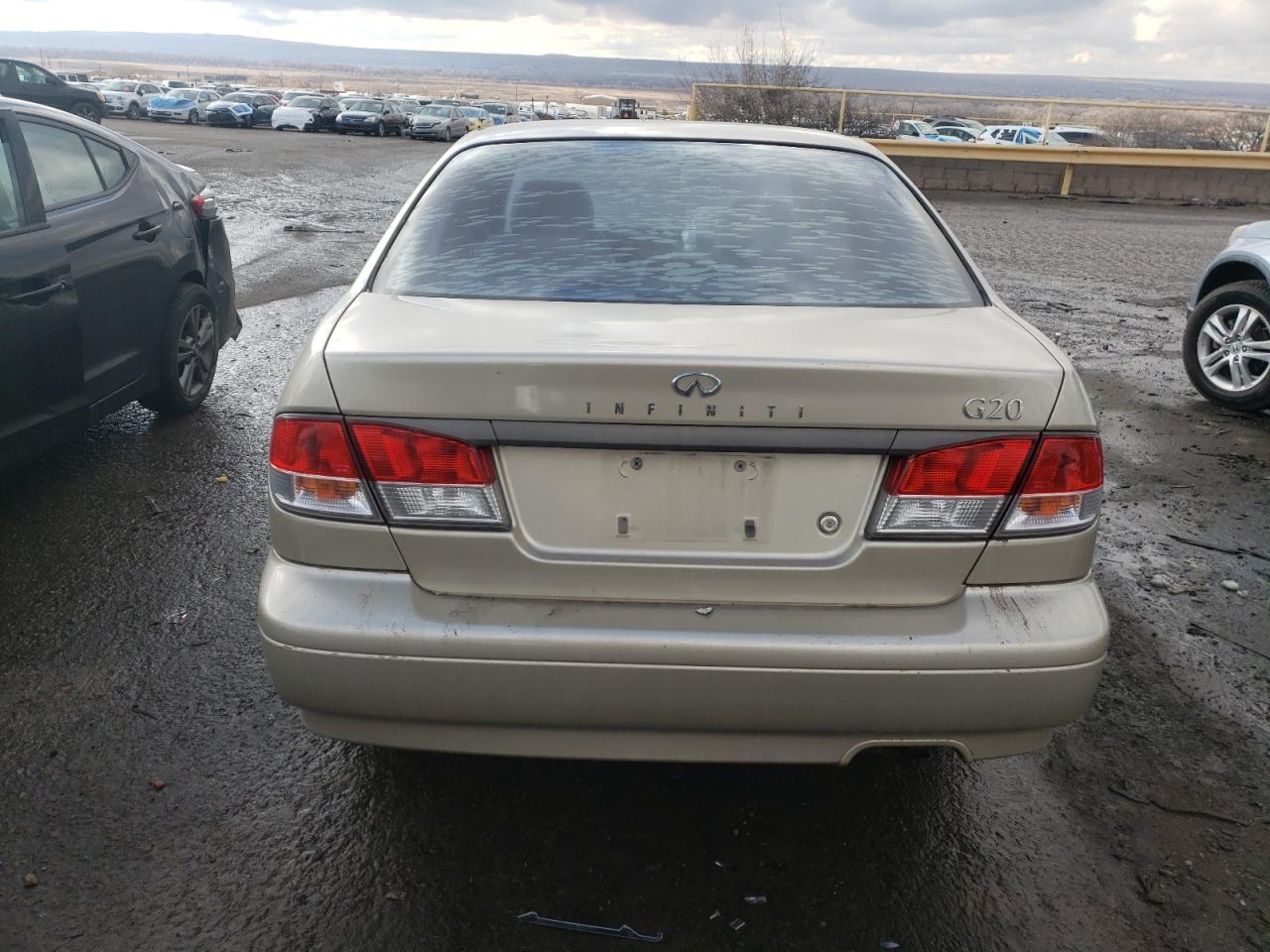 2002 Infiniti G - Image 6