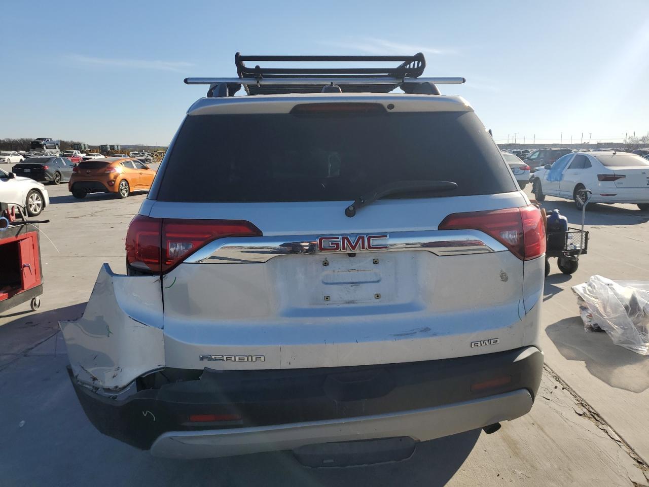 2018 GMC Acadia - Image 6