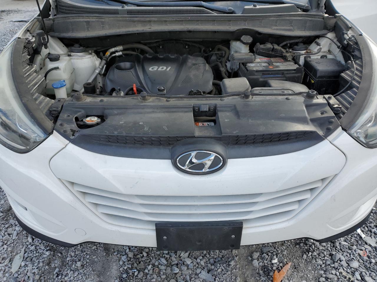 2015 Hyundai Tucson - Image 12