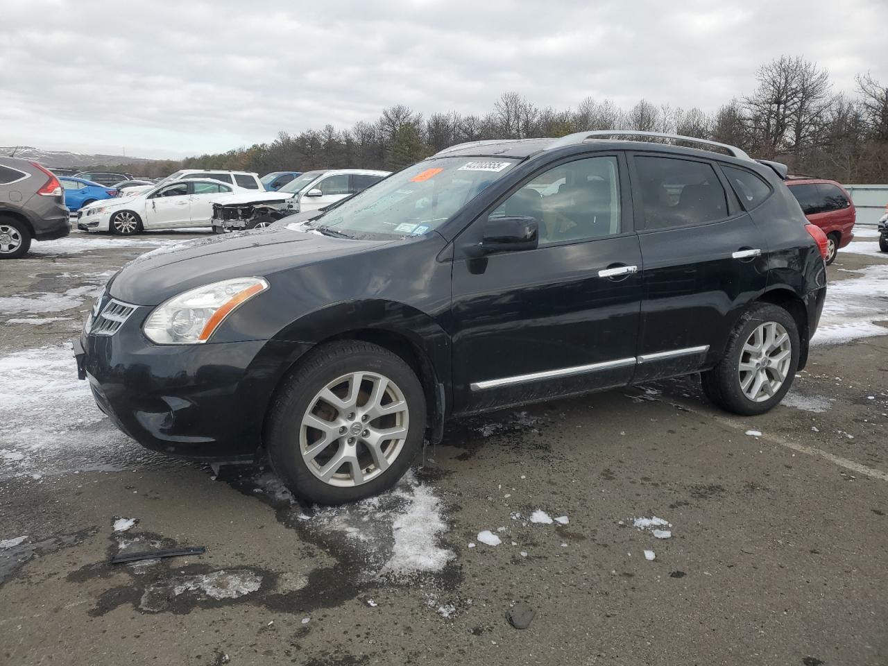2011 Nissan Rogue - Image 1