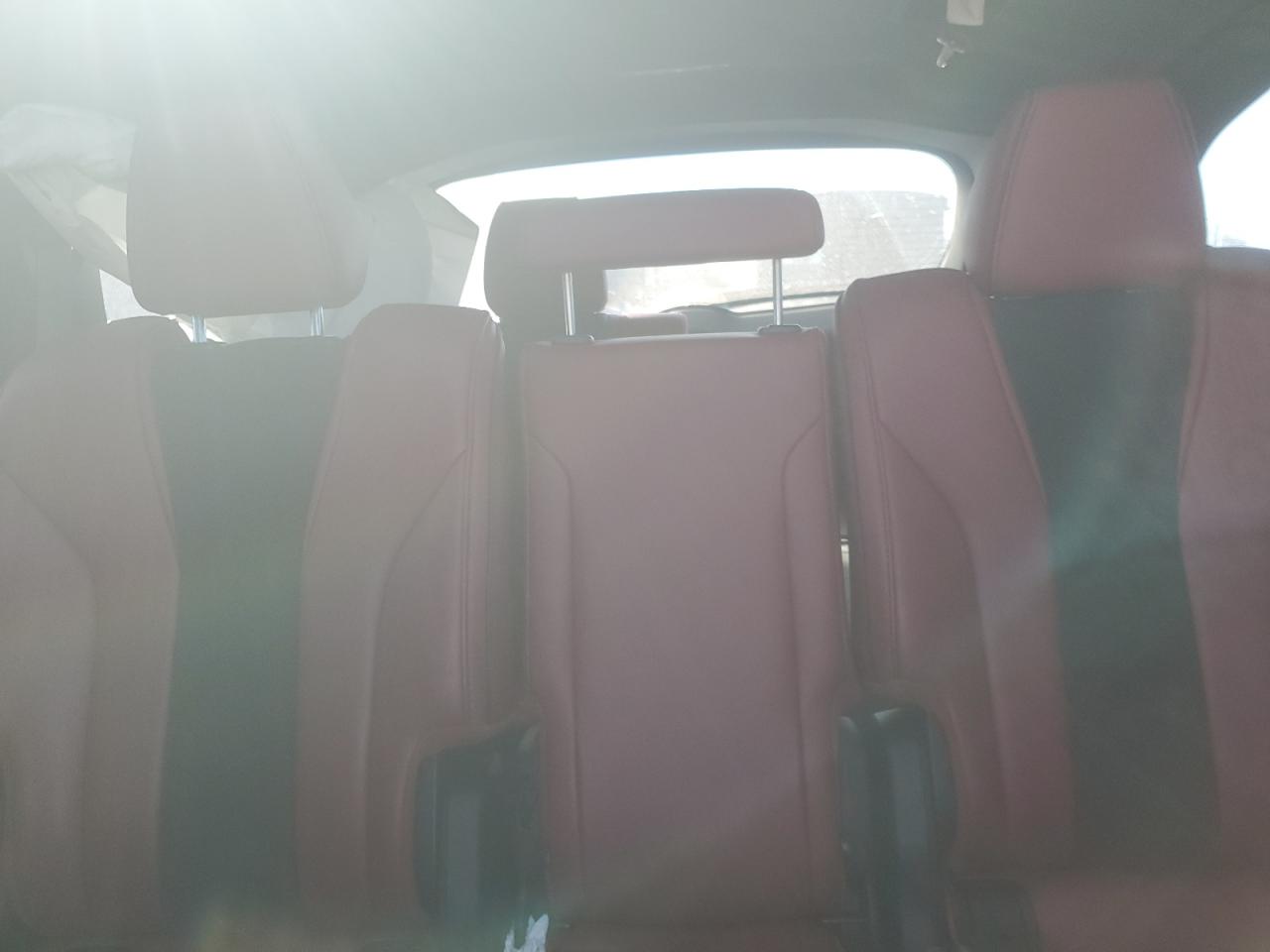 2022 Acura MDX - Image 10