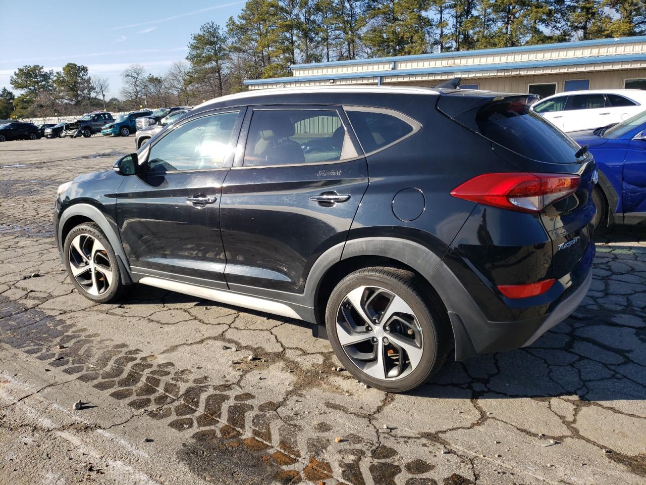 VIN KM8J33A20HU375366 2017 HYUNDAI TUCSON no.2