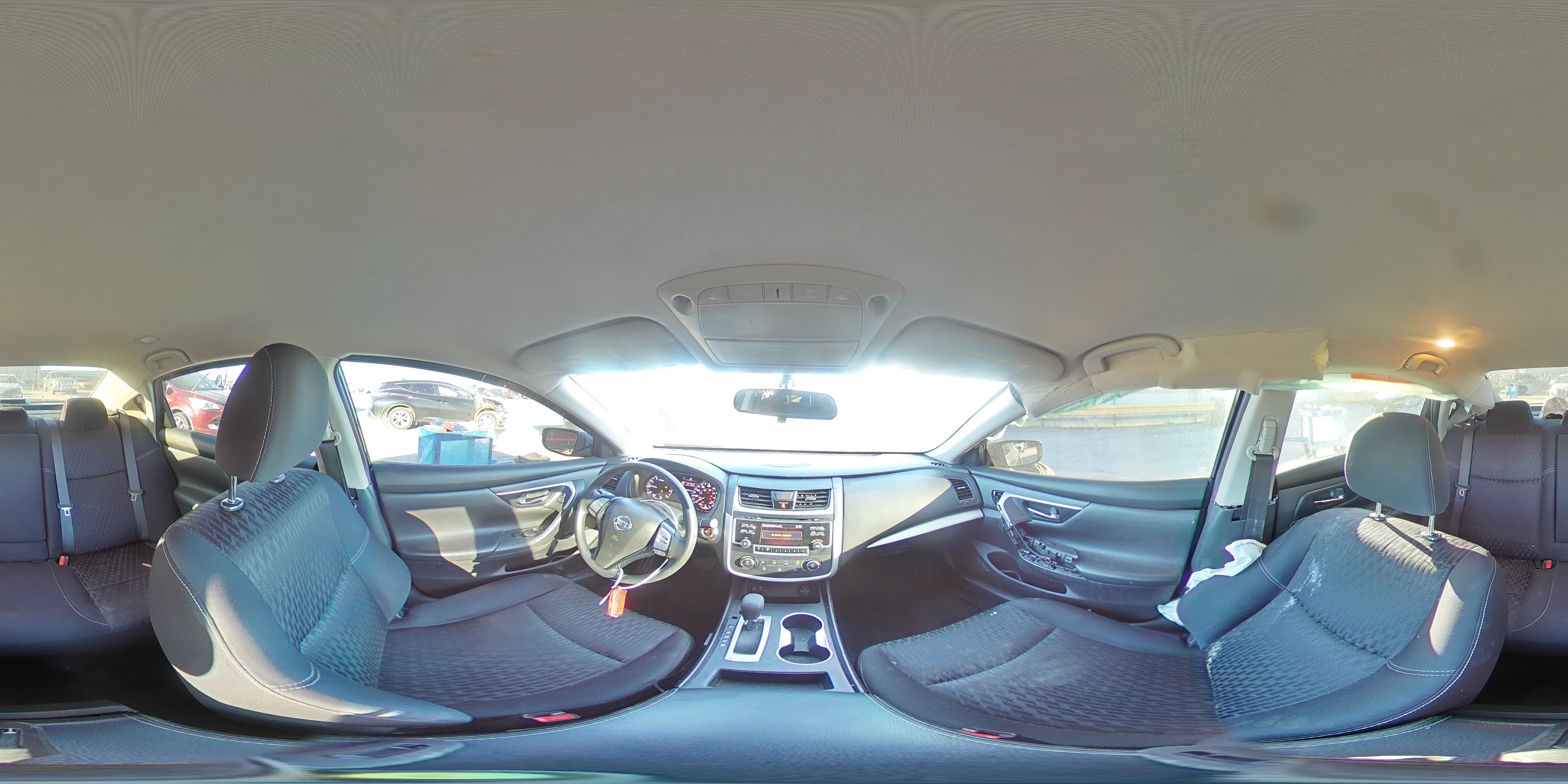2018 Nissan Altima - Image 14