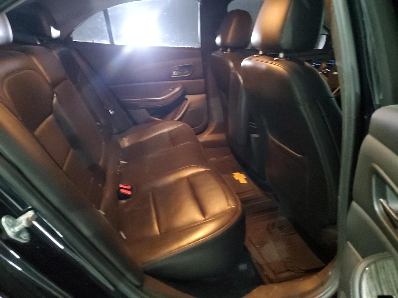 2016 Chevrolet Malibu - Image 10