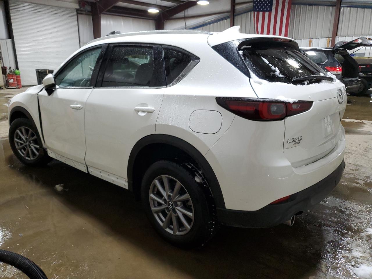 2022 Mazda CX-5 - Image 2