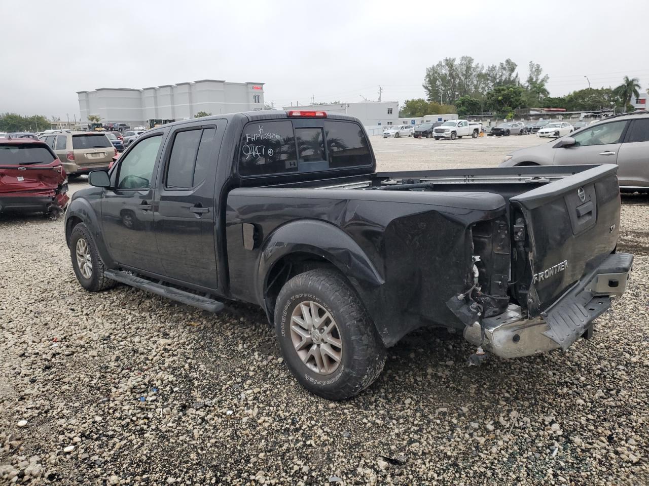 2014 Nissan Navara (Frontier) - Image 2