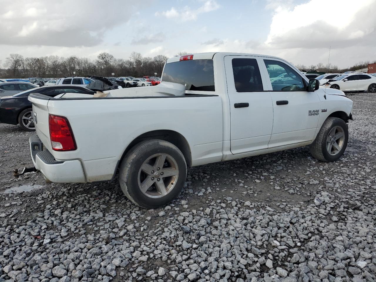 2016 RAM 1500 - Image 3