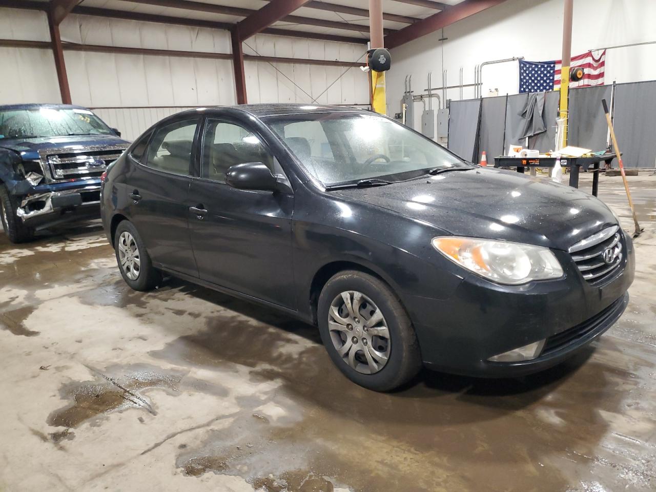 2010 Hyundai Elantra - Image 4