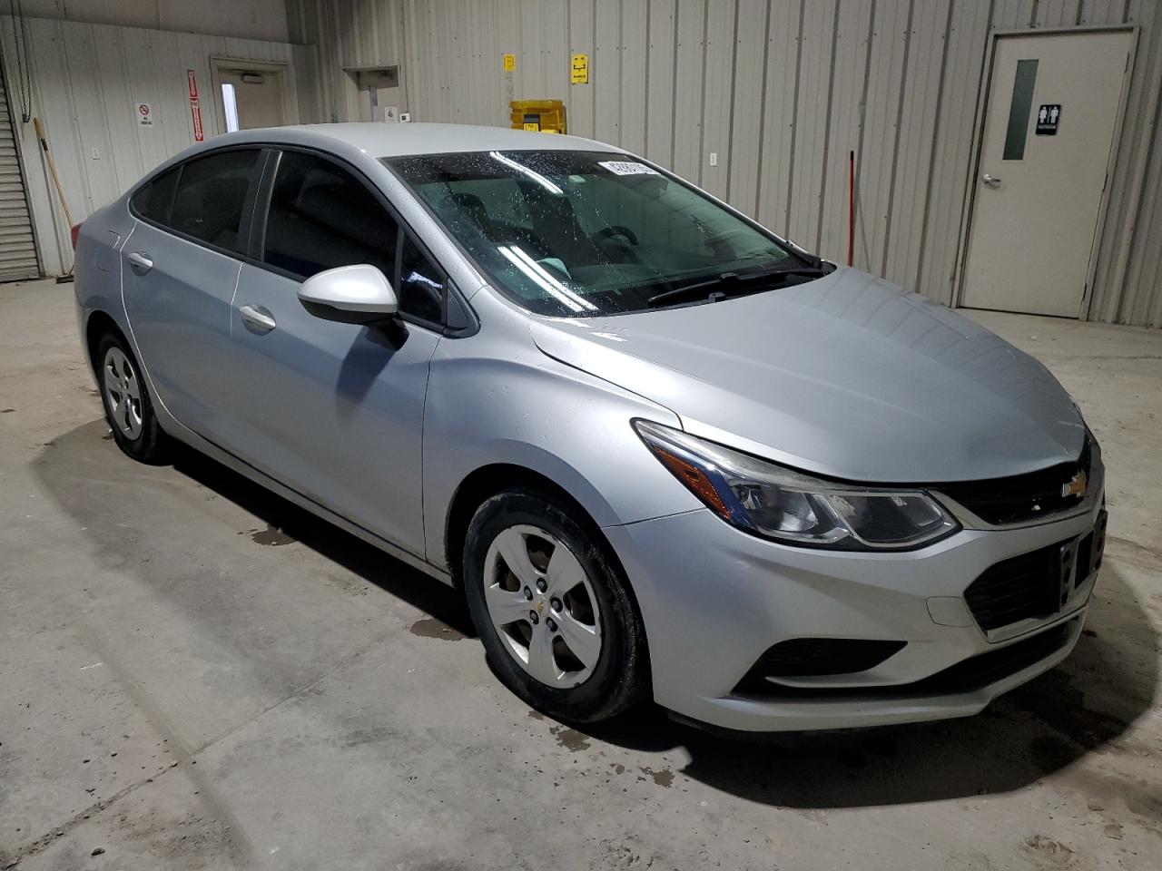 2016 Chevrolet Cruze - Image 4
