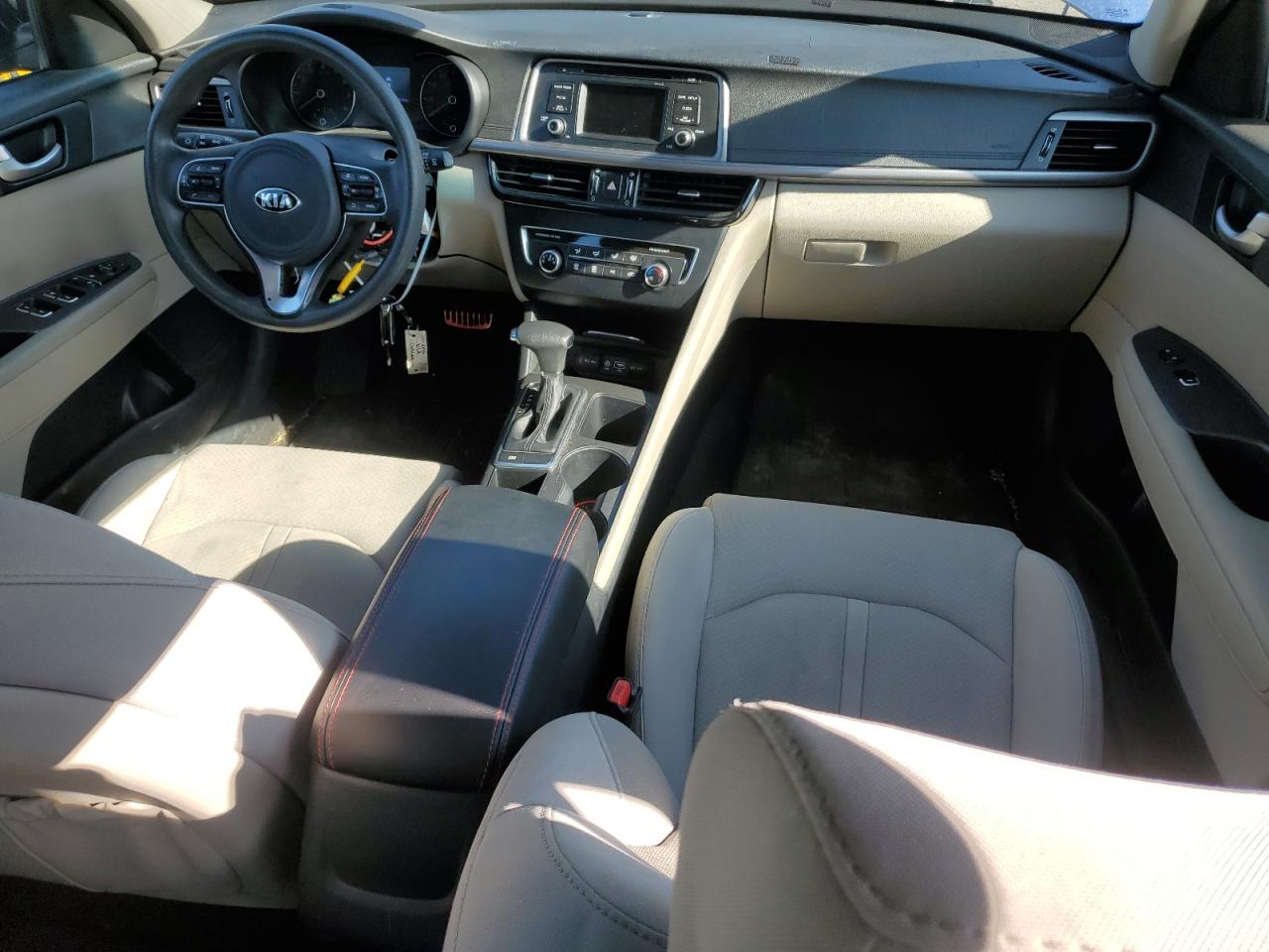 2016 Kia Optima - Image 8