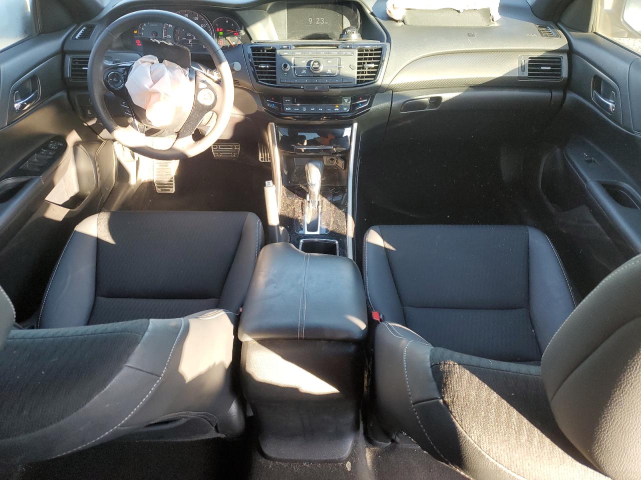 2017 Honda Accord - Image 8