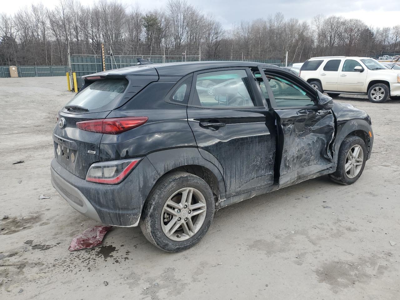 2023 Hyundai Kona - Image 3