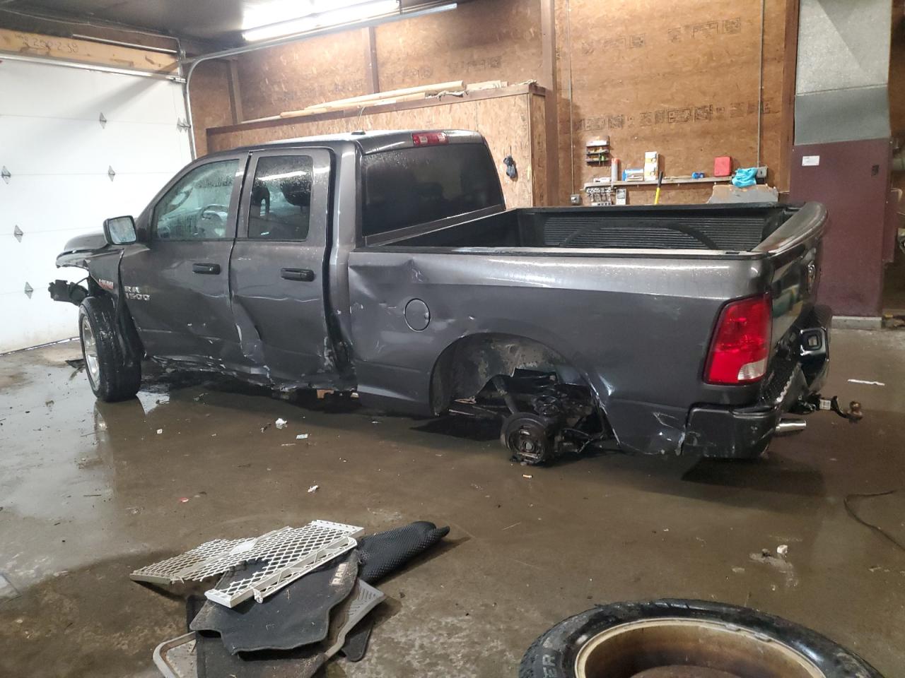 2014 RAM 1500 - Image 2