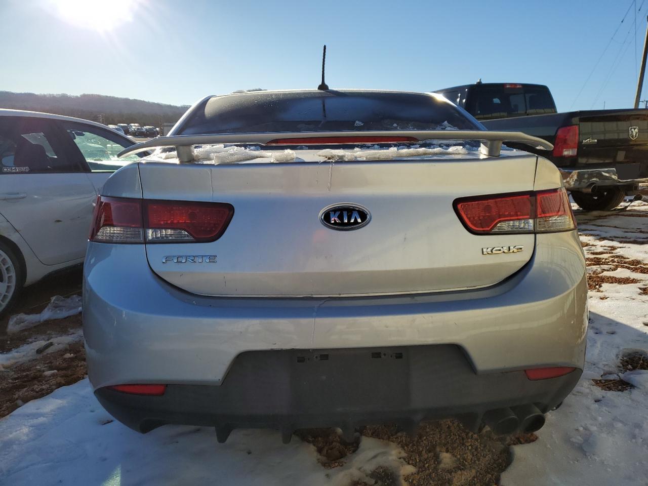 2011 Kia Forte - Image 6