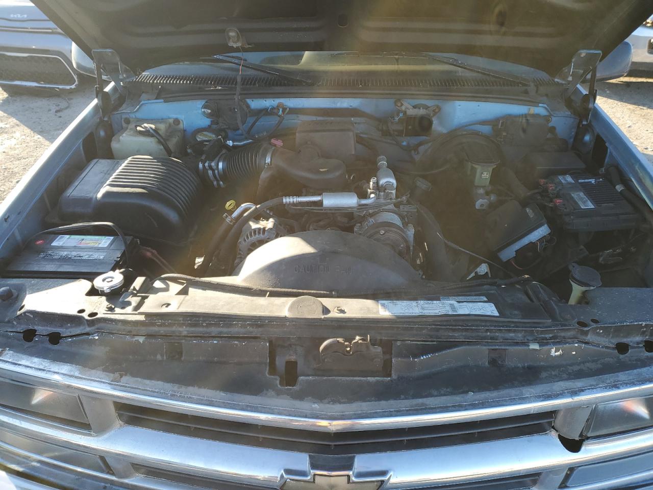 1996 Chevrolet GMT-400 - Image 11