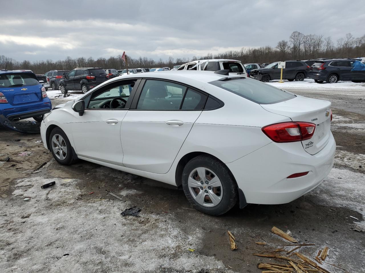 2017 Chevrolet Cruze - Image 2