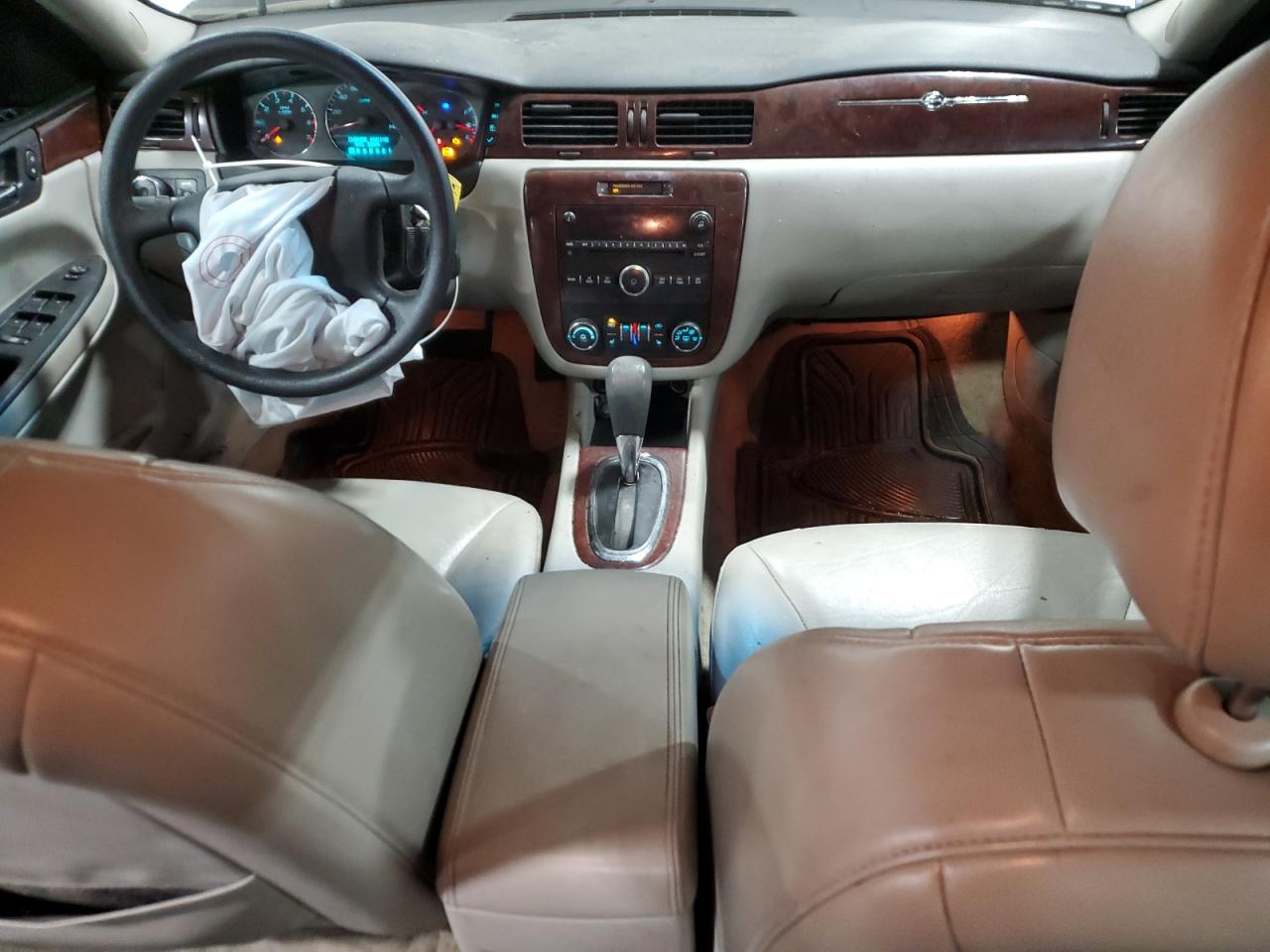 2009 Chevrolet Impala - Image 8