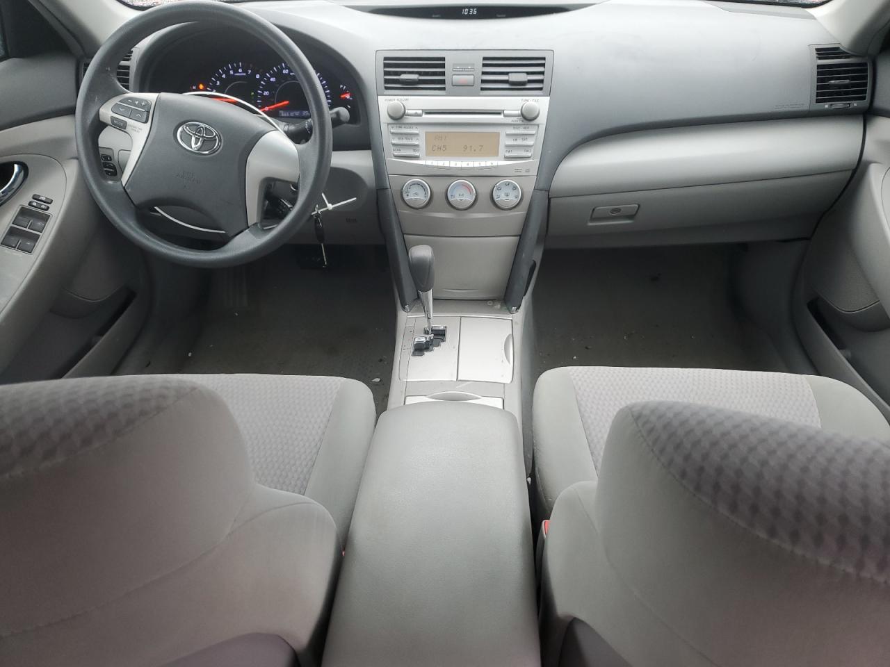 2010 Toyota Camry - Image 8