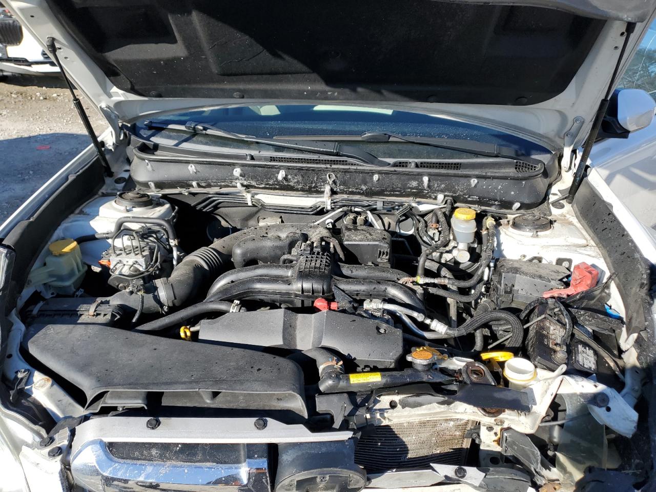2014 Subaru Outback - Image 13
