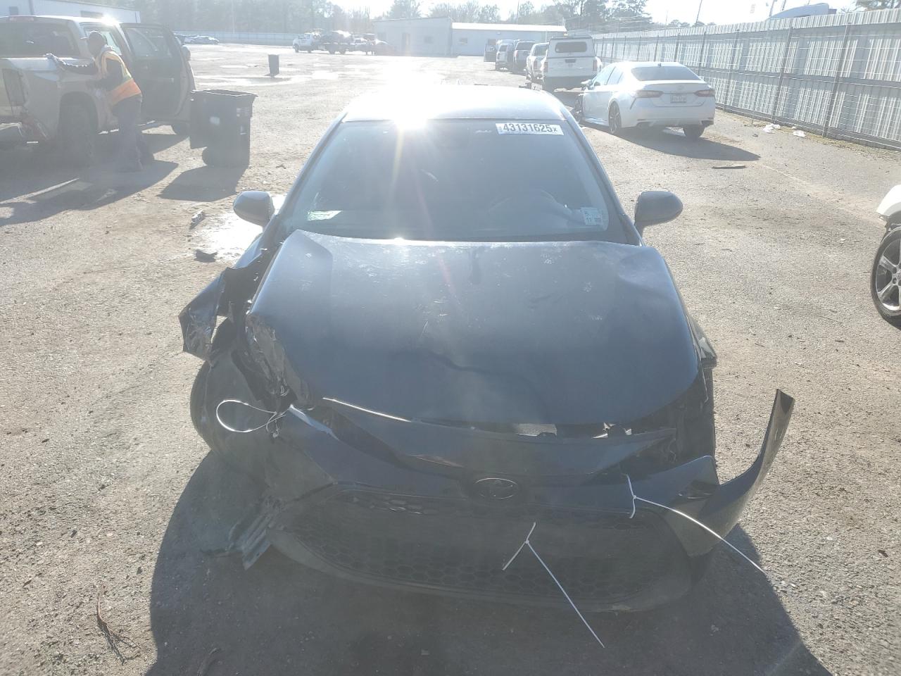 2022 Toyota Corolla - Image 5