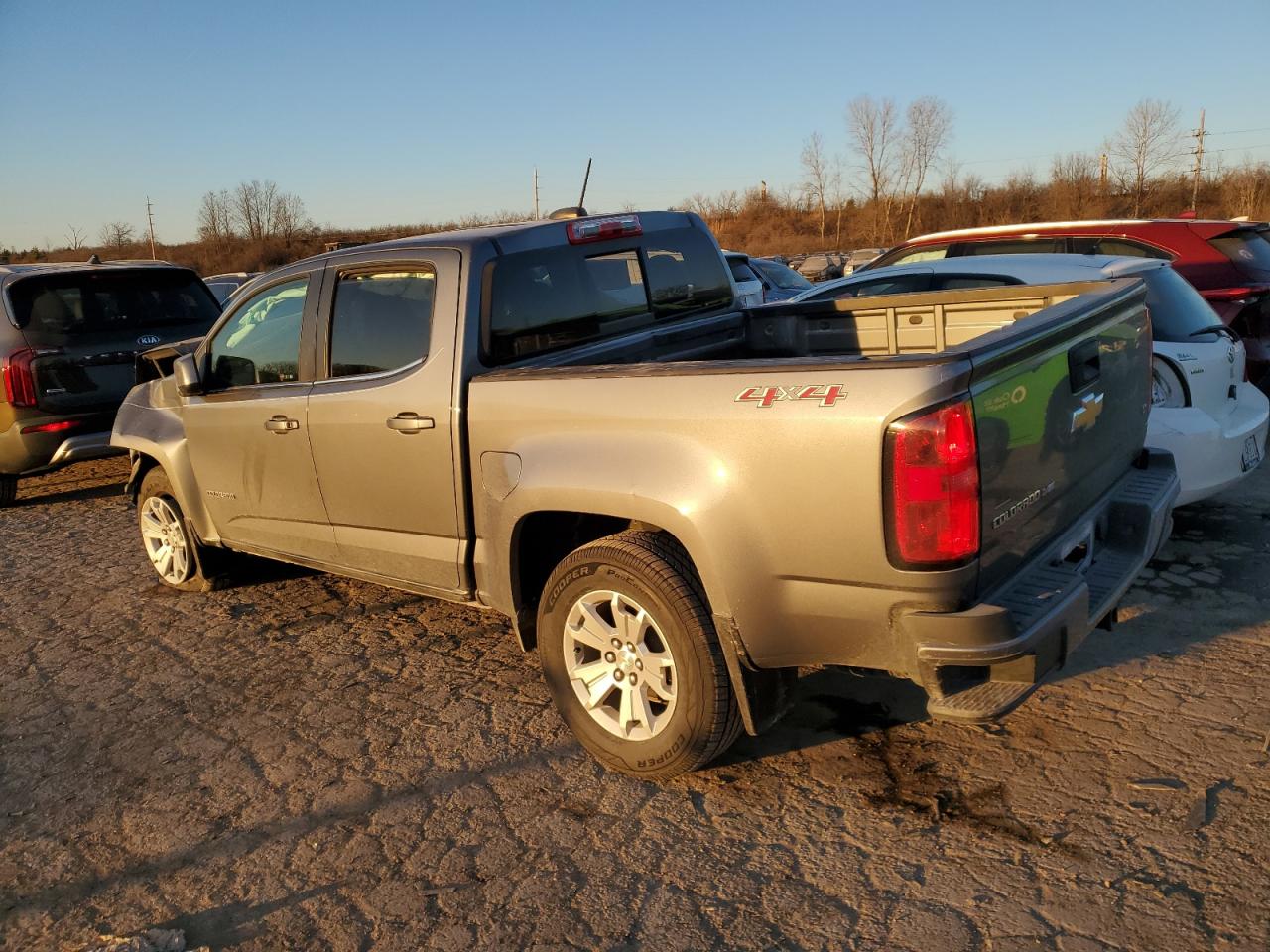 2019 Chevrolet Colorado - Image 2