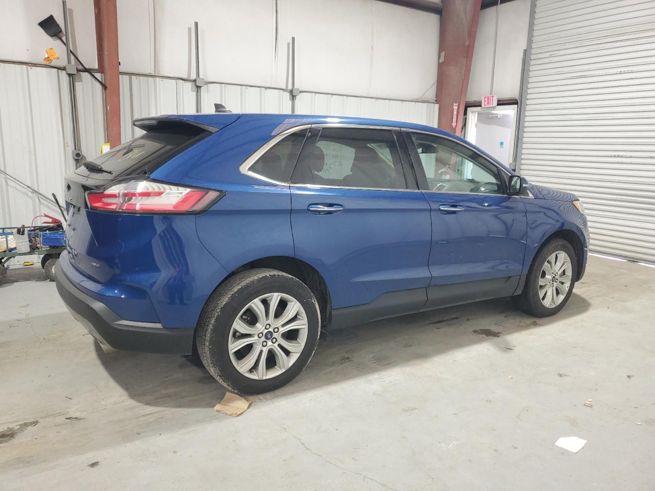 2022 Ford Edge - Image 3