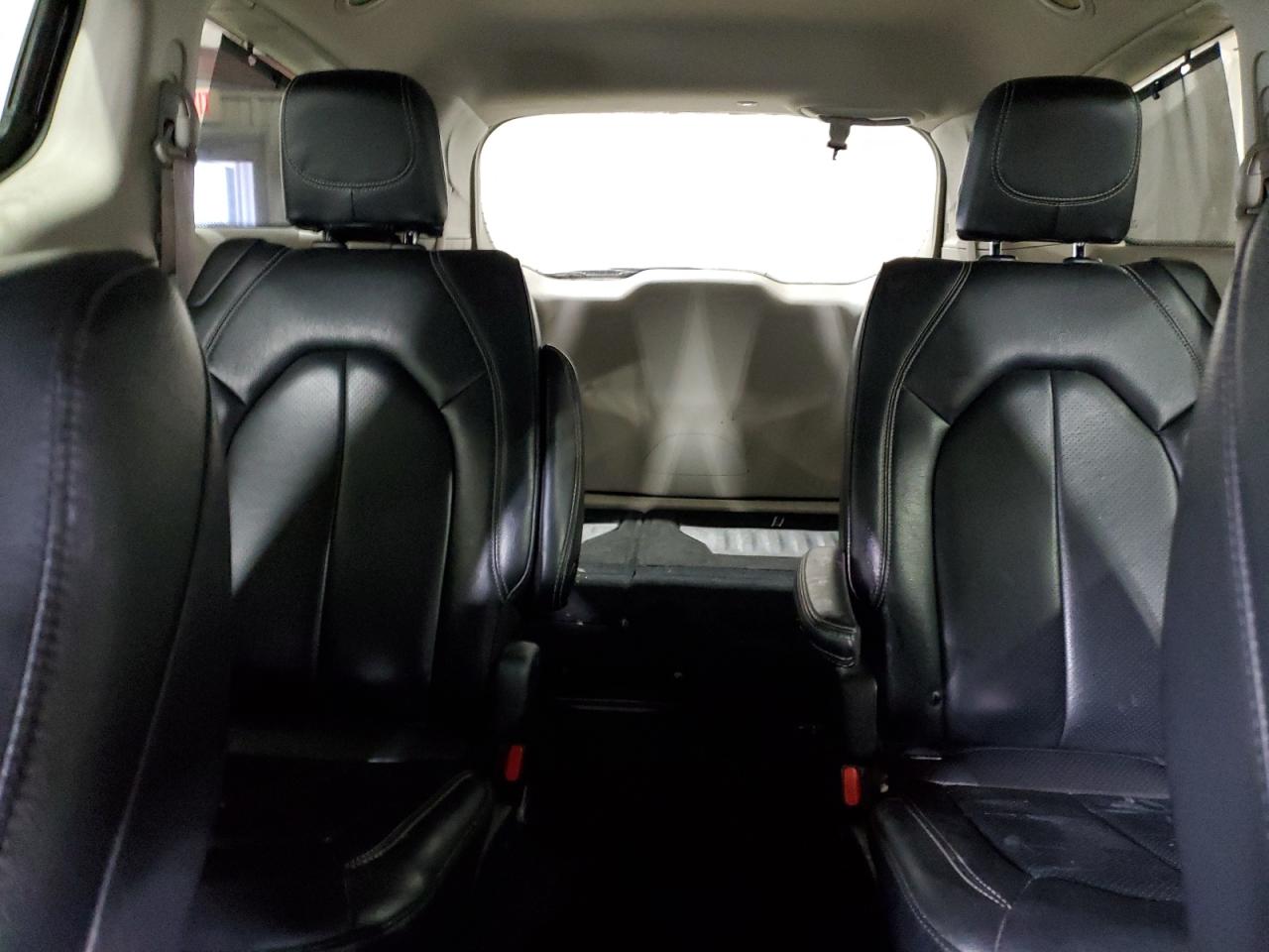 2022 Chrysler Pacifica - Image 10