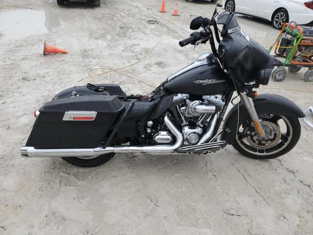 2011 Harley-Davidson Flhx 