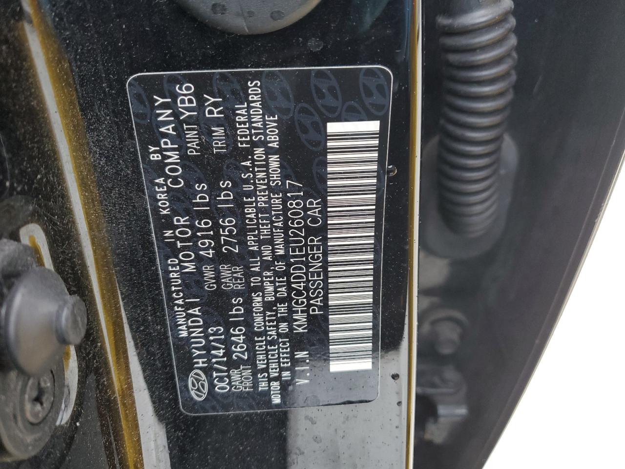 2014 Hyundai Genesis - Image 12
