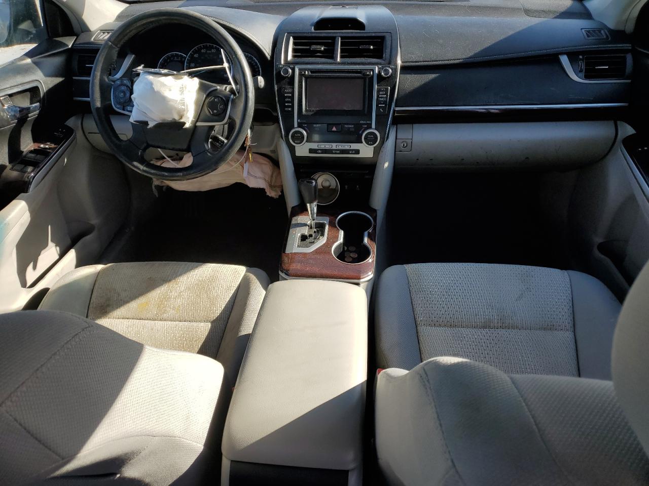 2014 Toyota Camry - Image 8