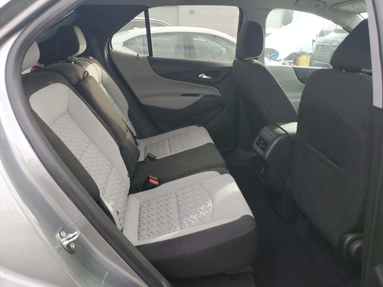 2023 Chevrolet Equinox - Image 10