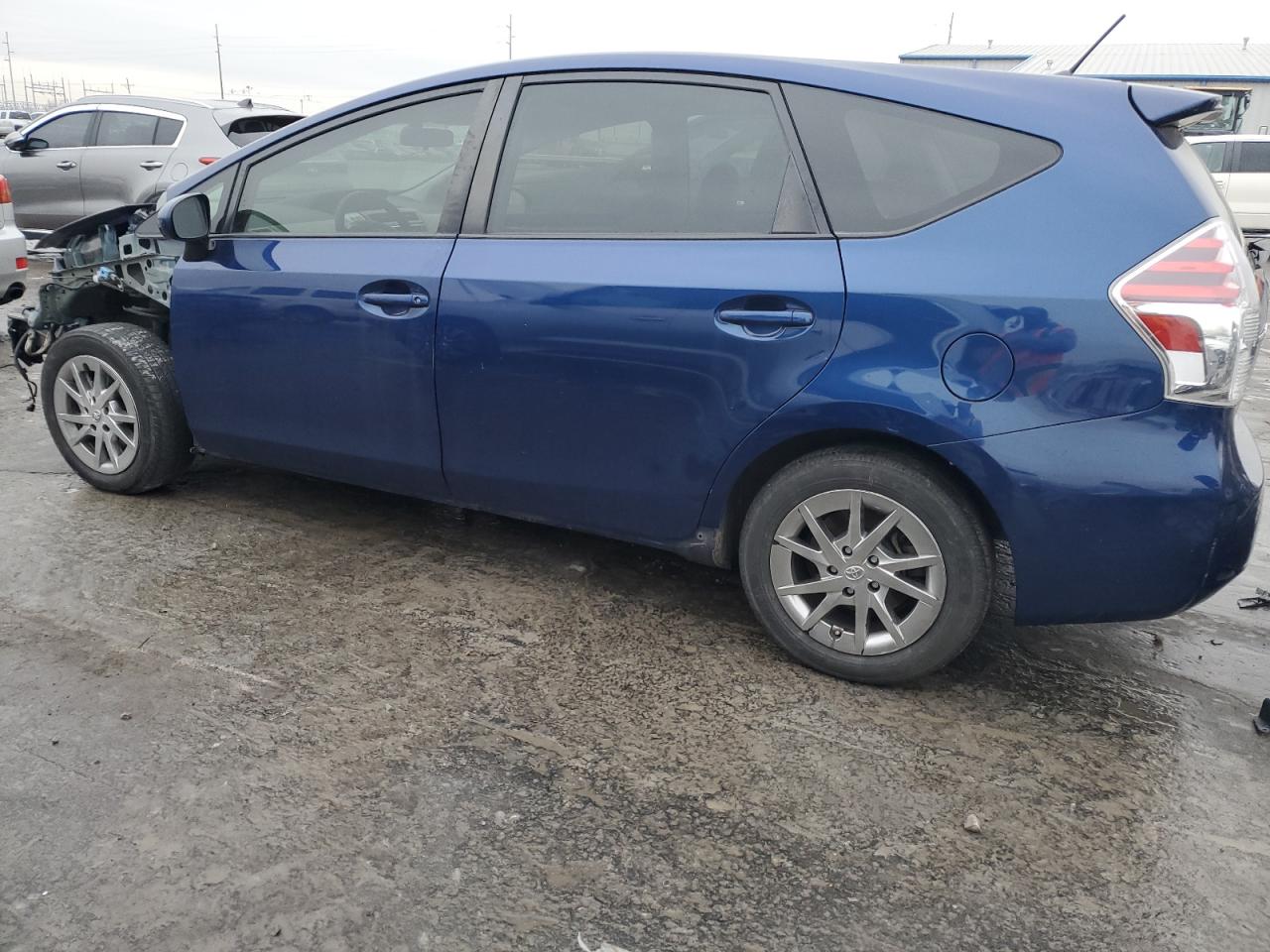 2016 Toyota Prius - Image 2