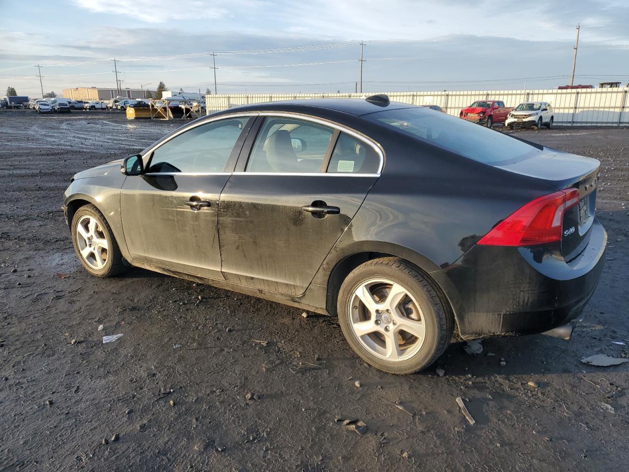 VIN YV1612FS0D2201493 2013 VOLVO S60 no.2