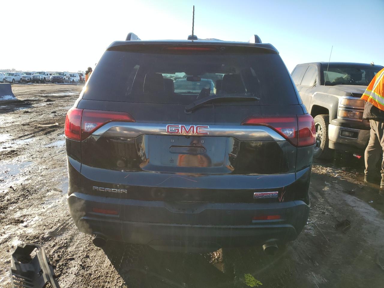 2017 GMC Acadia - Image 6
