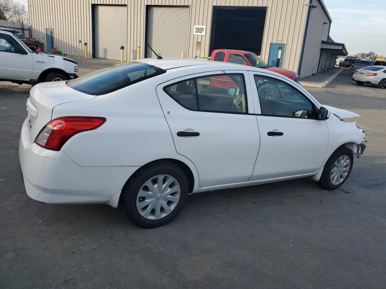2018 Nissan Versa - Image 3