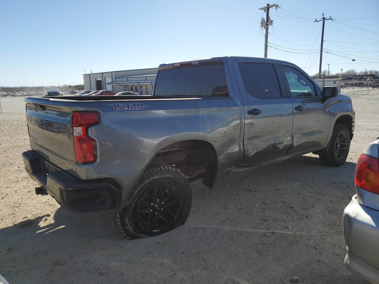 2021 Chevrolet Silverado - Image 3