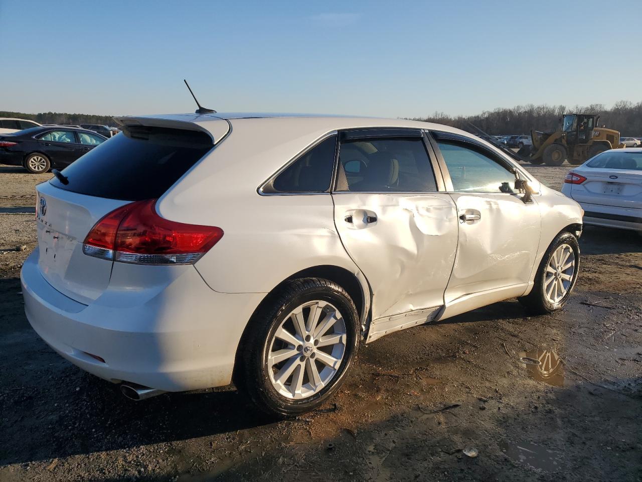 2010 Toyota Venza - Image 3