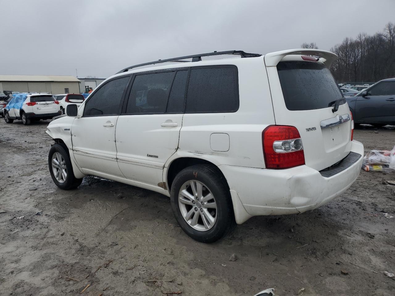 2007 Toyota Highlander - Image 2