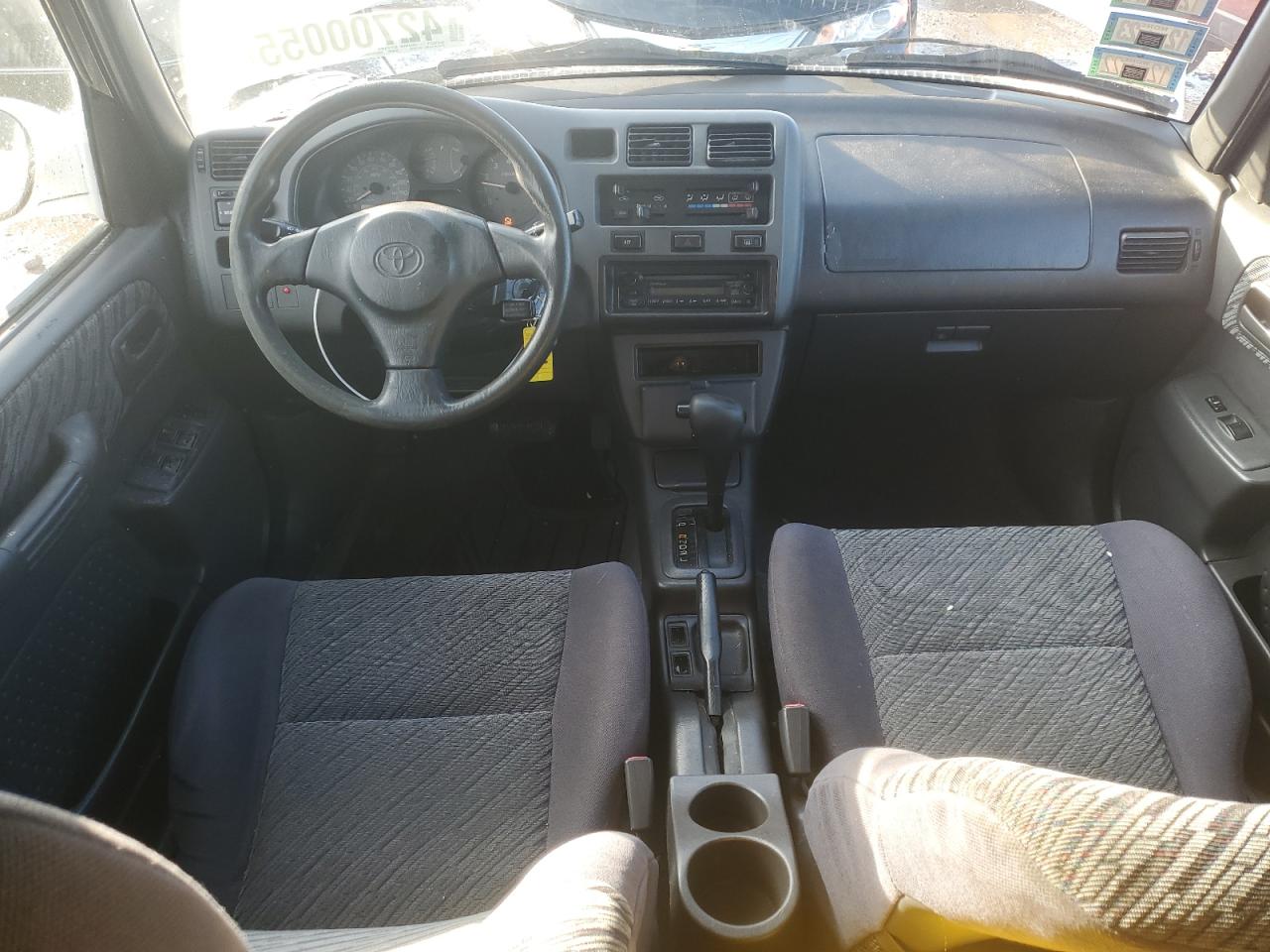 1999 Toyota RAV 4 - Image 8