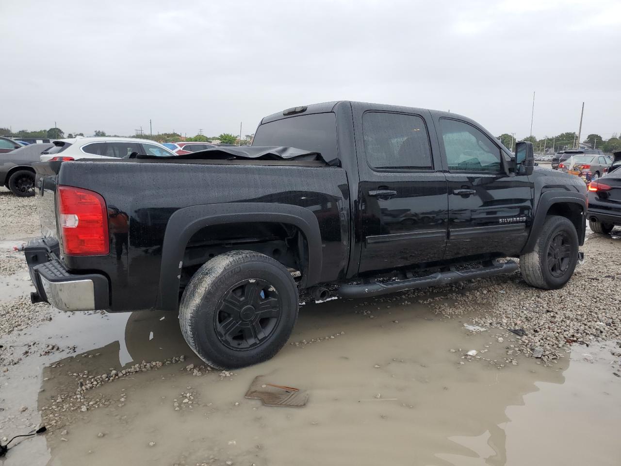 2010 Chevrolet Silverado - Image 3
