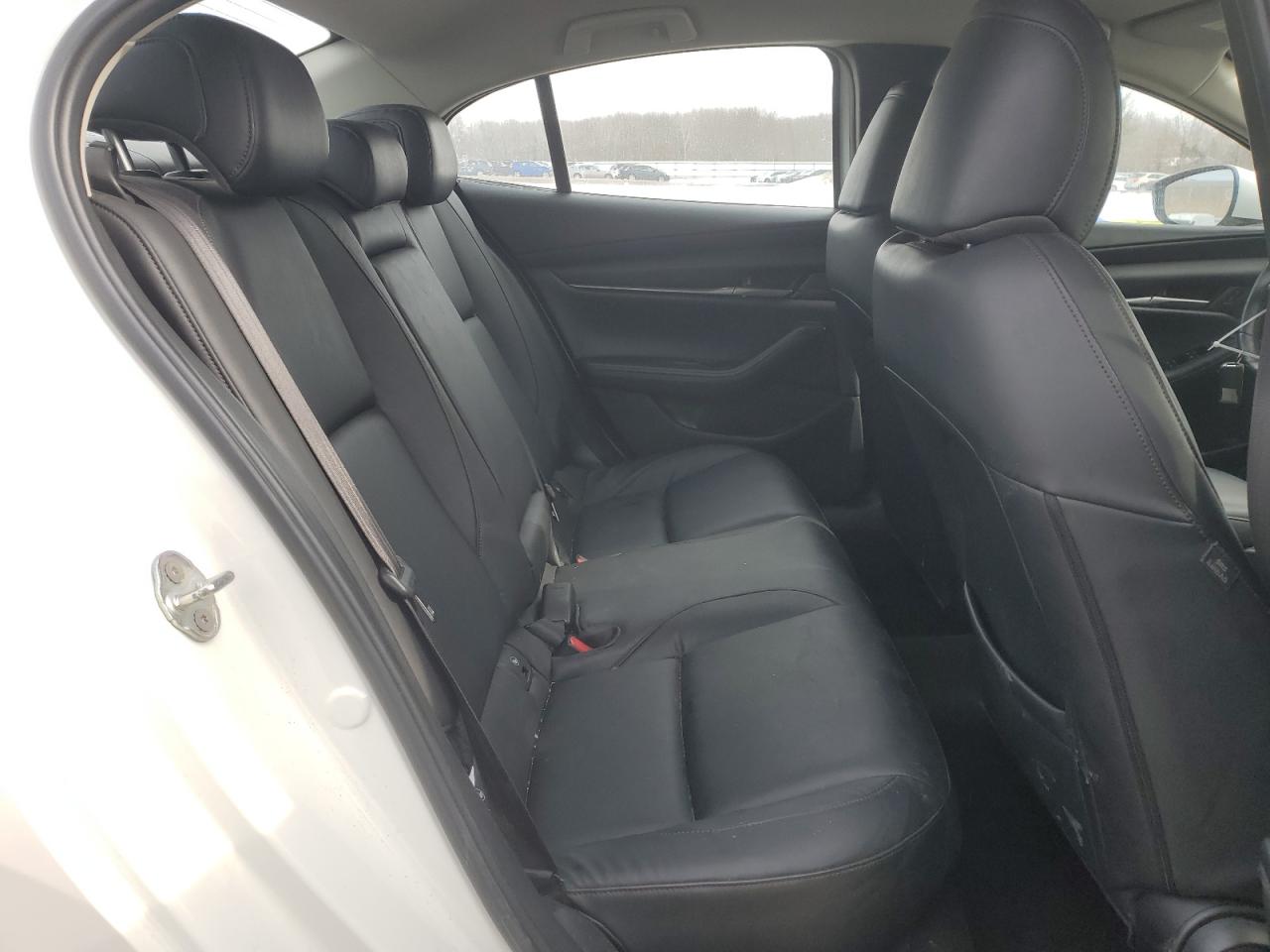 2021 Mazda 3 - Image 11