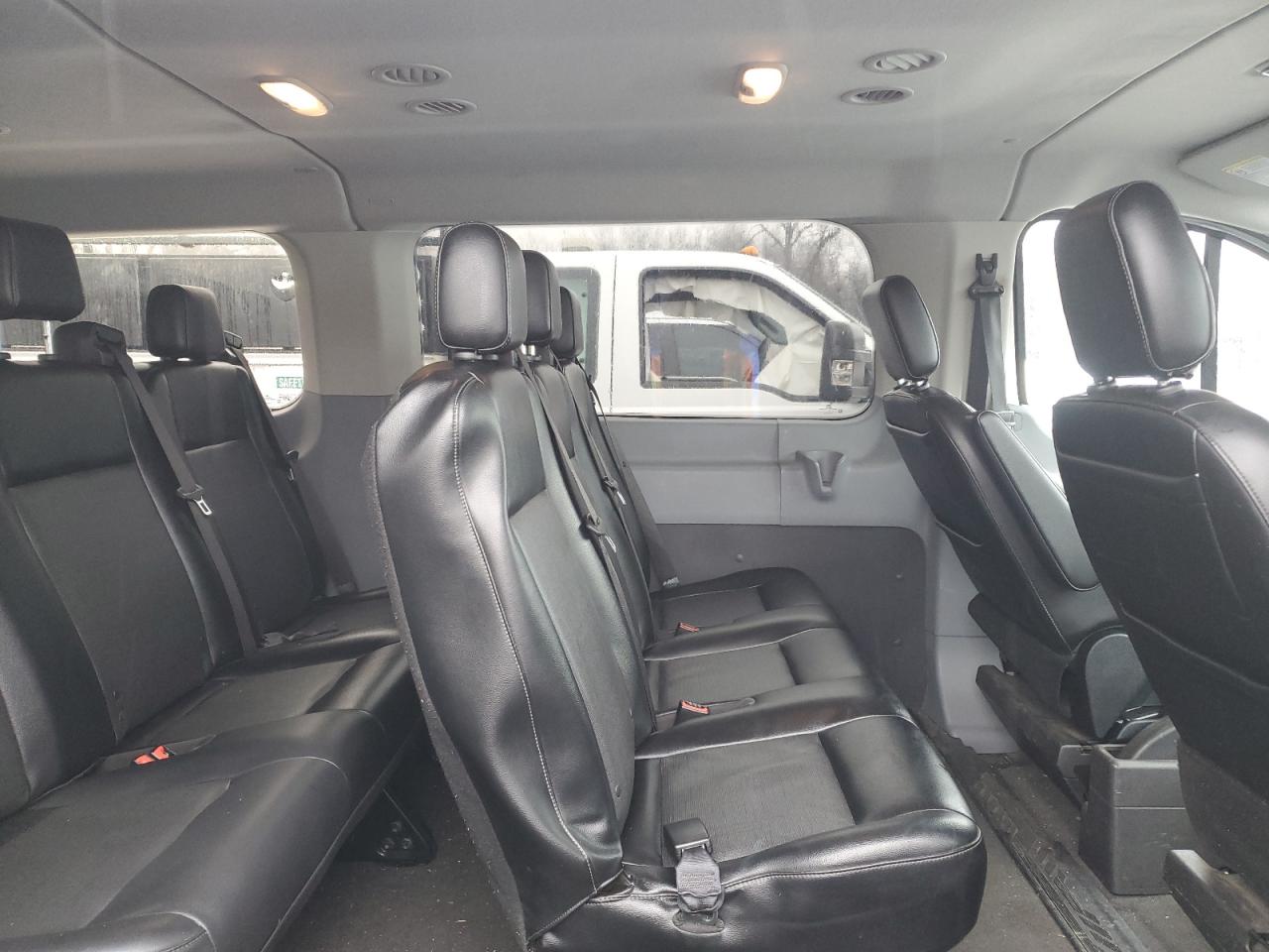 2017 Ford Transit - Image 11