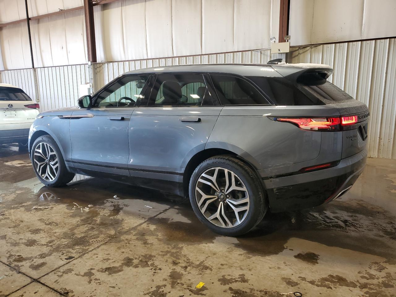 2019 Land Rover Range Rover - Image 2