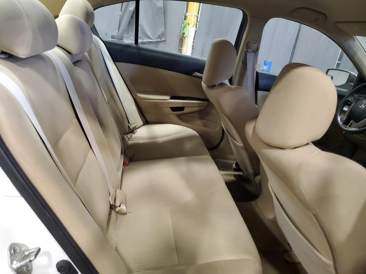 2011 Honda Accord - Image 10