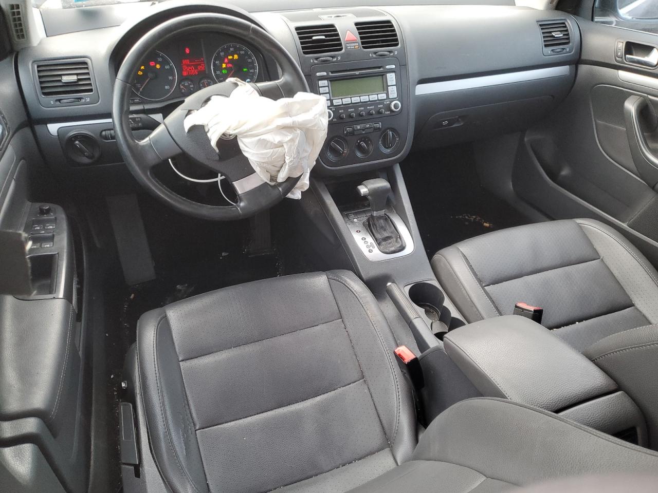 2008 Volkswagen Jetta - Image 8