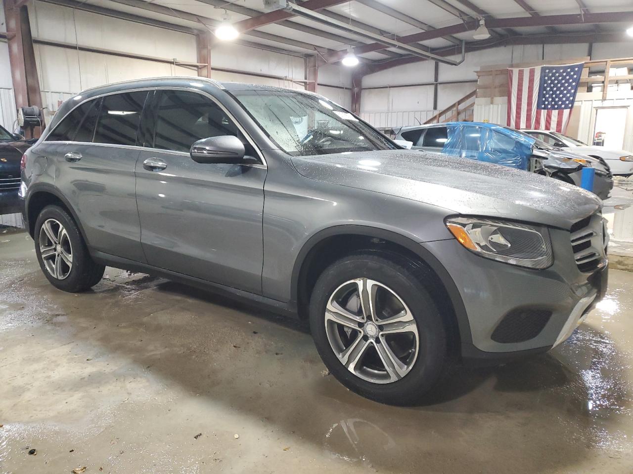 2017 Mercedes-Benz GLC - Image 4