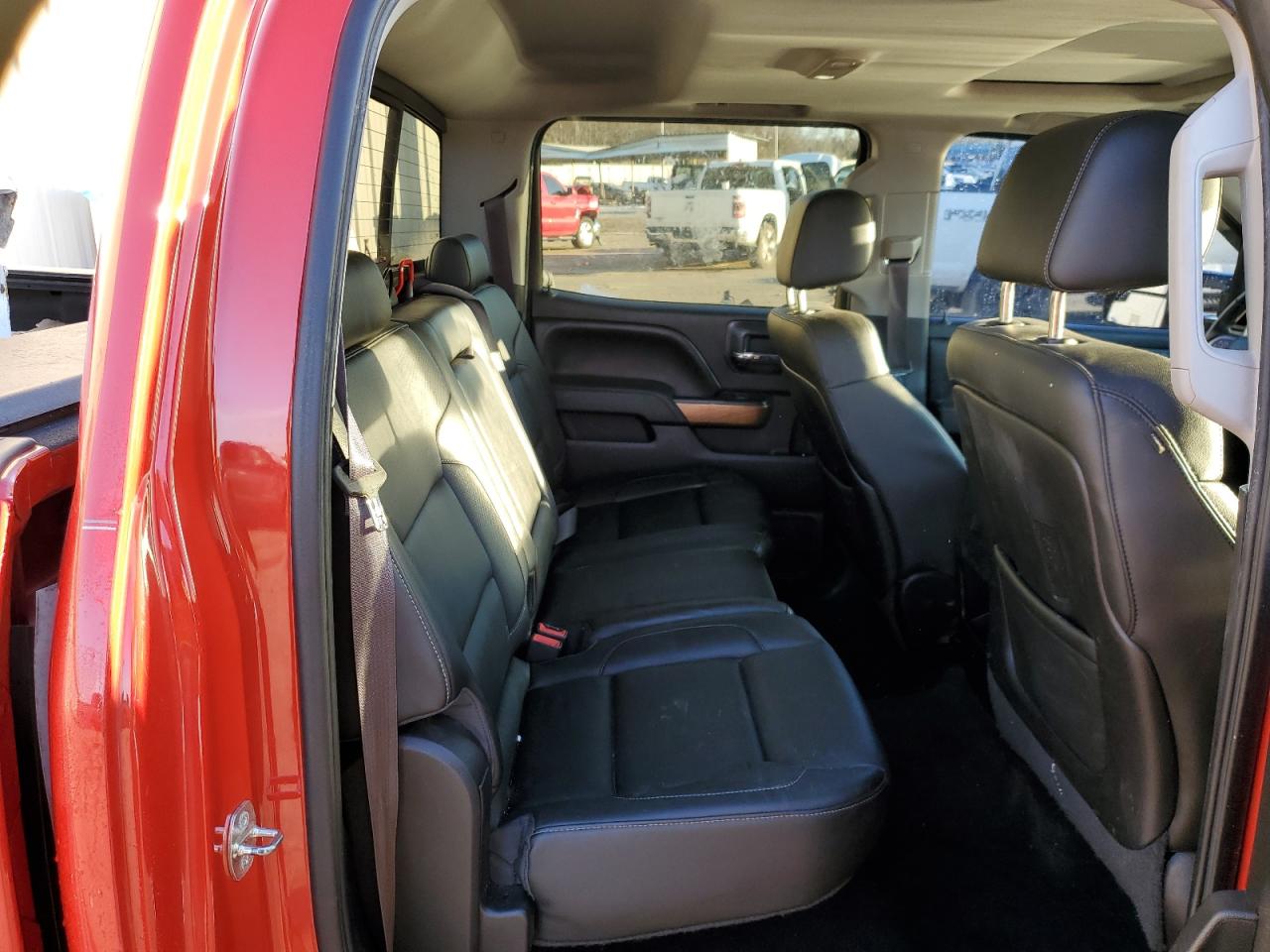 2015 Chevrolet Silverado - Image 10