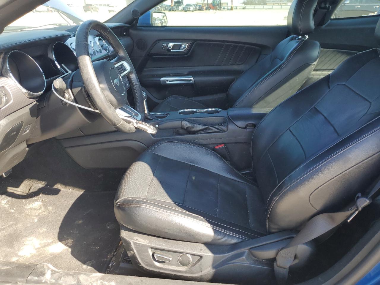 2017 Ford Mustang - Image 7