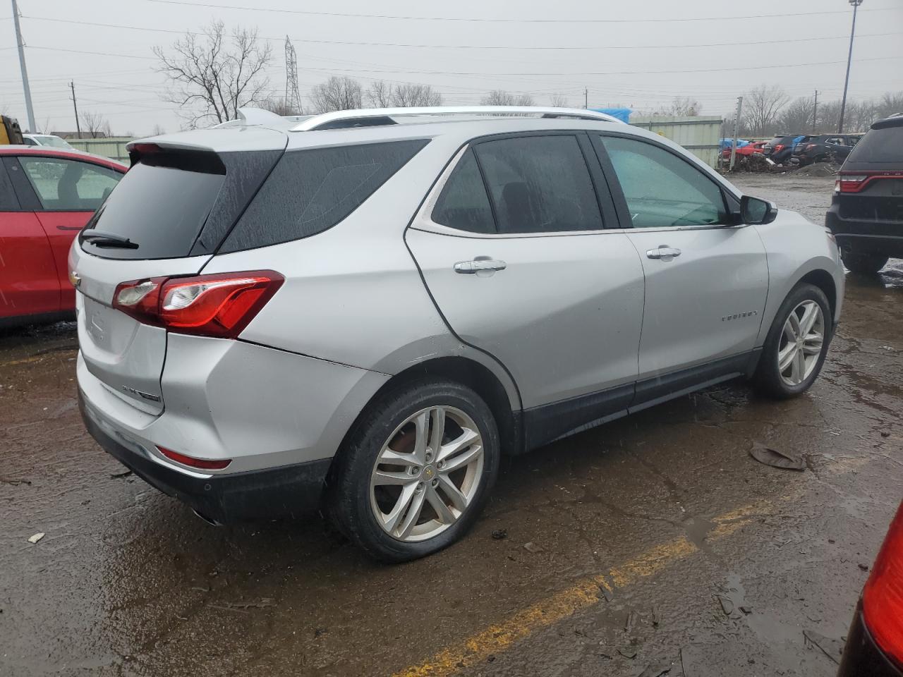 2019 Chevrolet Equinox - Image 3