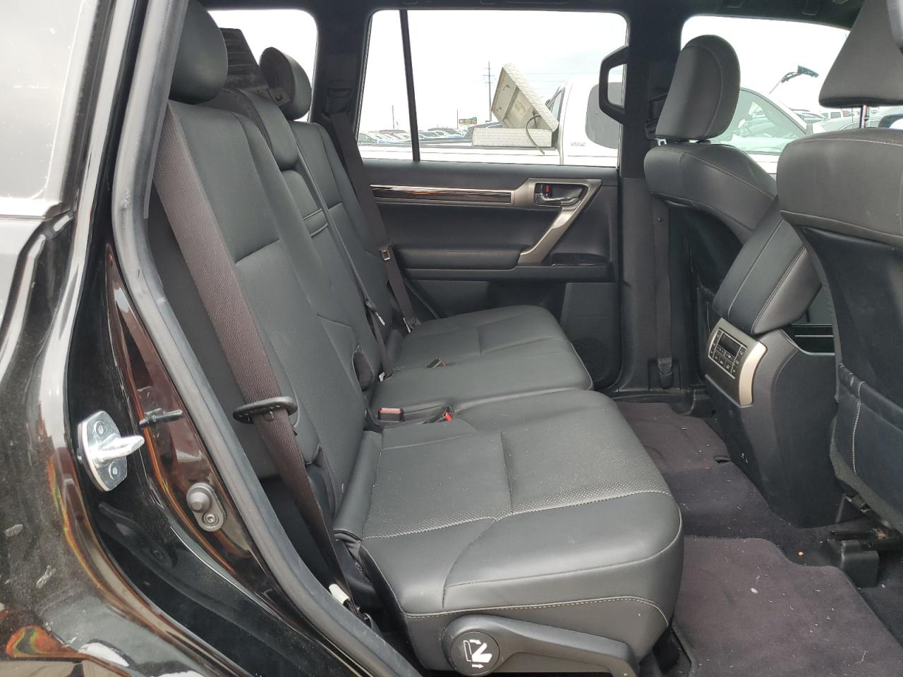 2021 Lexus GX - Image 11